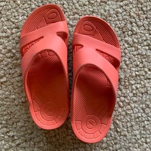 Aetrex Bali Slides - like new